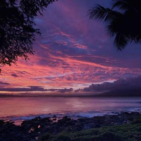 Condos At Napili Point Lahaina Exterior photo