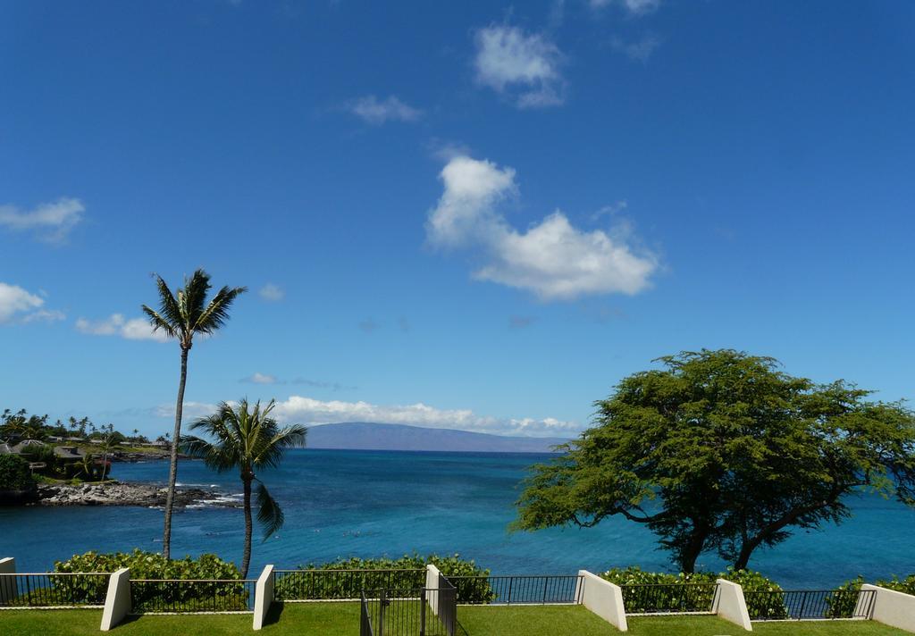 Condos At Napili Point Lahaina Exterior photo